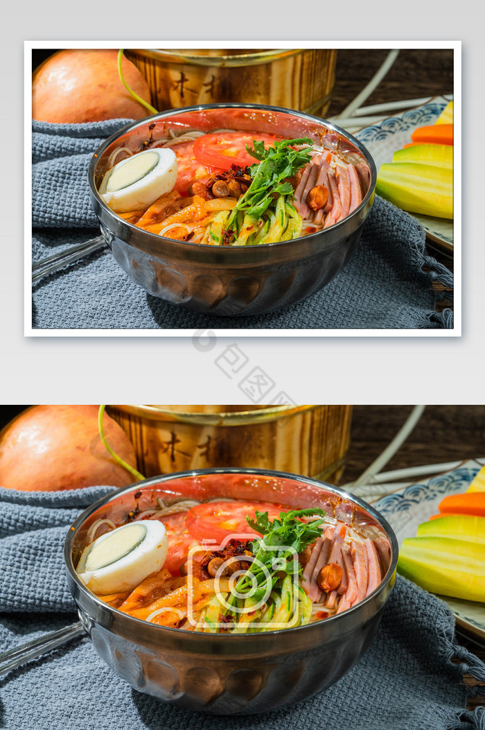 不锈钢碗里的朝鲜冷面图片图片