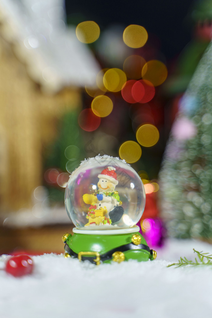 圣诞装饰品雪人水晶球图片