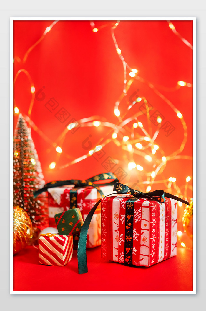 圣诞礼物灯光秀场红色圣诞背景图片图片