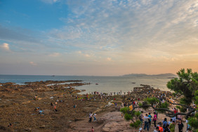 青岛花石楼海滩风景摄影图片