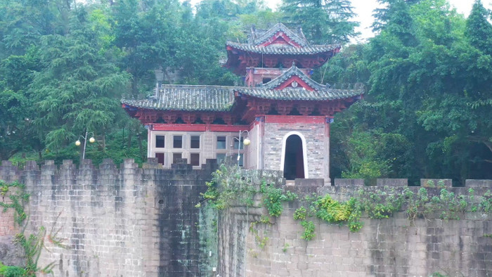 中国风古城墙庙宇亭子航拍实拍视频