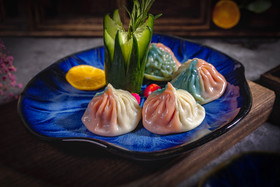 彩色汤包五色汤包肉包子苏南面点城市南京金陵饭店地标建筑图片新年