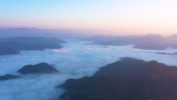4K航拍宏伟大气山脉云海云雾缭绕人间仙境
