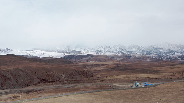 4K航拍四川甘孜的雪山丁真的世界视频素材