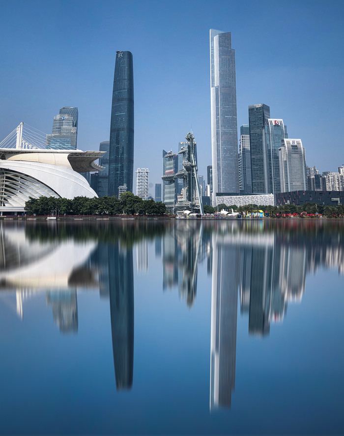 大气广东广州城市夜景的建筑摄影图图片