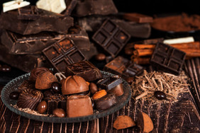 巧克力片巧克力豆美食摄影图