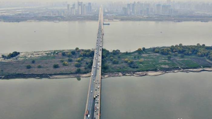 大气武汉三环线白沙洲大桥城市地标建筑航拍