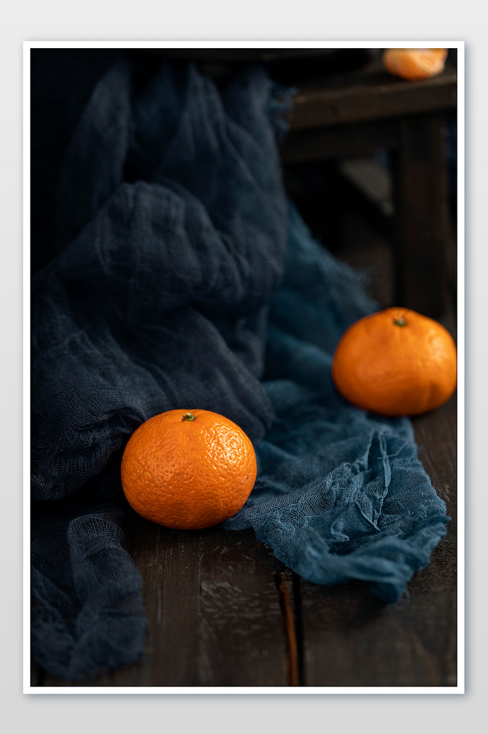 冬季水果橘子暗调风格摄影素材