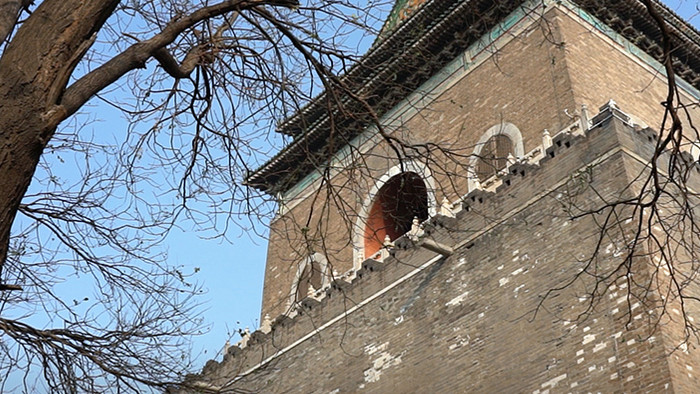 北京鼓楼大街古风建筑镜头