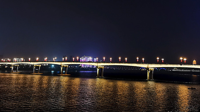 实拍长沙橘子洲大桥夜景延时摄影