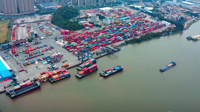 4K实拍广州货柜码头全景视频素材