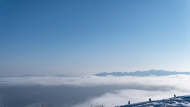 超震撼雪山白雾云海日出