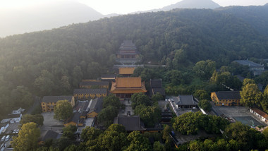 航拍杭州西湖南屏晚钟静寺