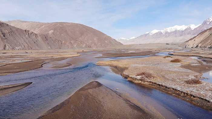 震撼大气西藏旅行自驾雪山河流航拍素材