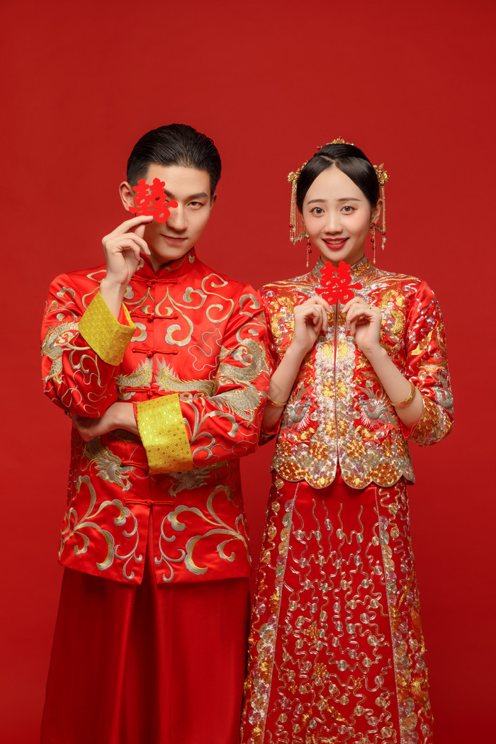 中式新郎新娘