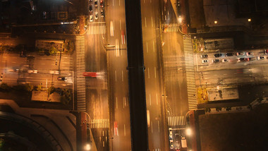 城市车流夜景航拍延时摄影交通车辆通行