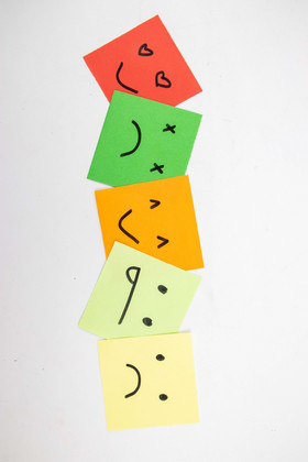 情绪卡片彩色卡片