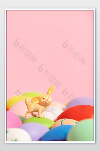 复活节彩蛋兔子创意粉色背景图片