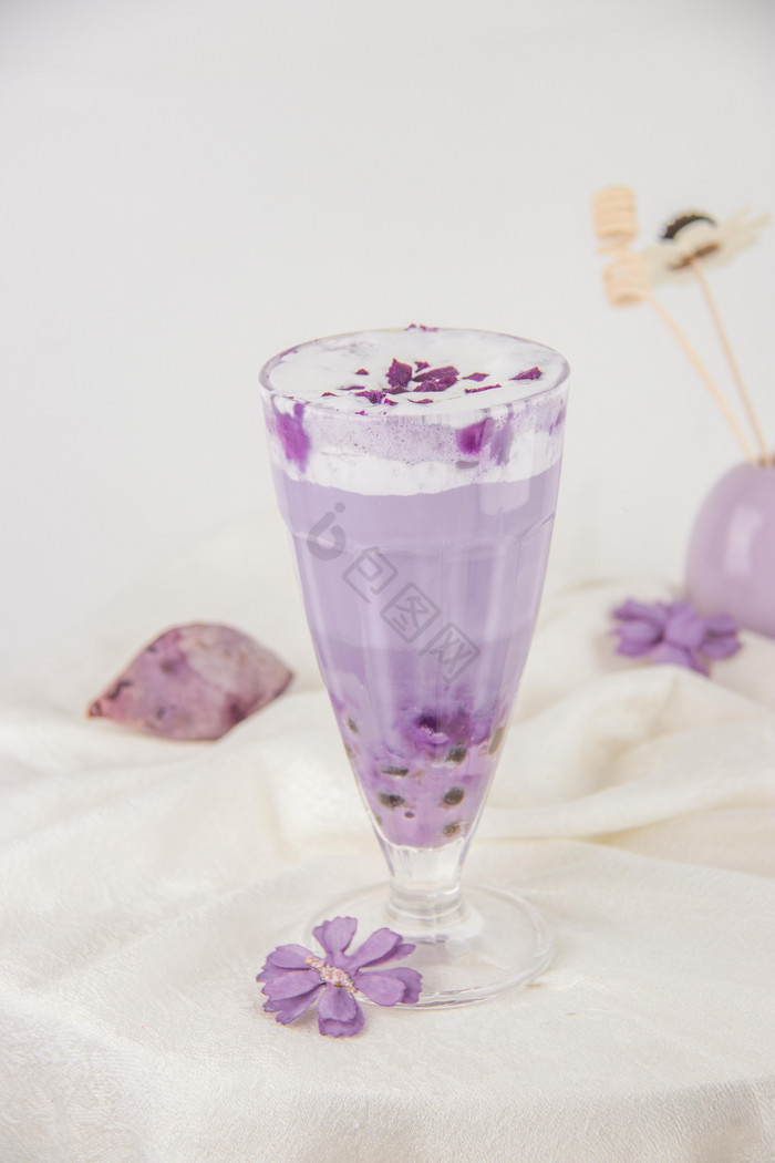 紫薯奶茶饮品图片