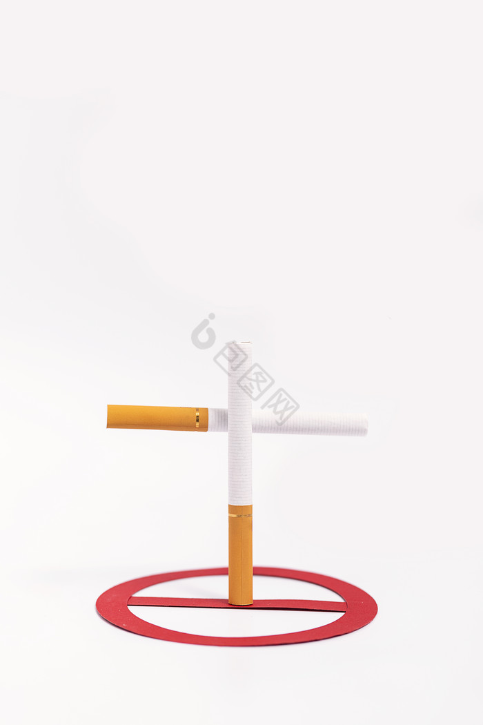 世界无烟日烟草创意白色背景图片