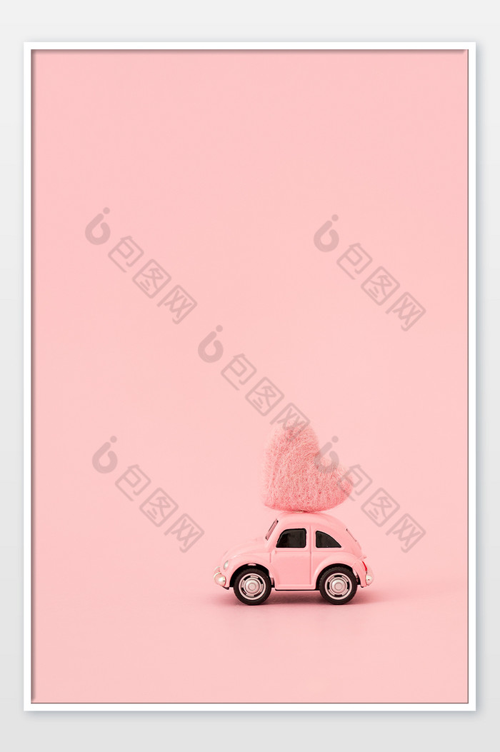 情人节爱心小汽车粉色主题背景图片图片