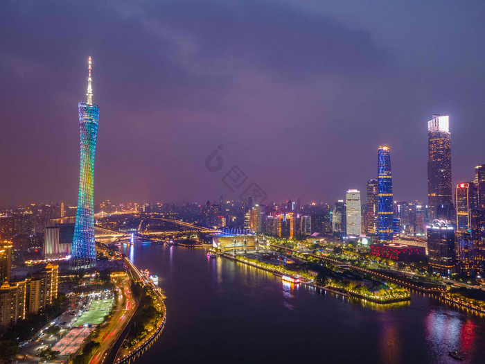 广州大气的珠江新城cbd群建筑摄影图片