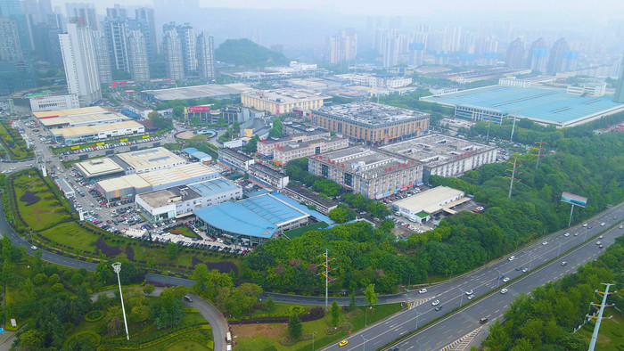 4k航拍重庆汽博停车场汽车城