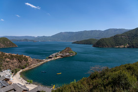 云南泸沽湖里格岛摄影图片