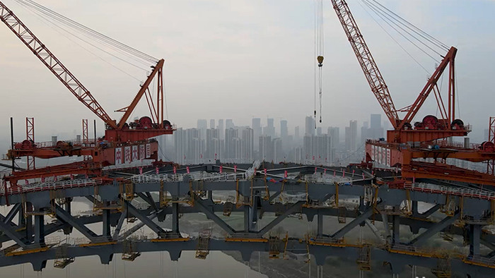 武汉建设中的江汉七桥航拍视频