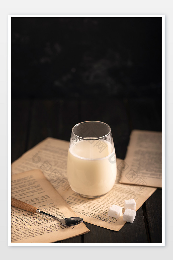 暗调风格牛奶奶粉营养美食背景图片图片