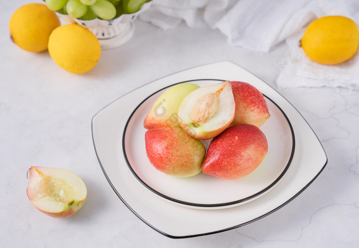 夏日夏至鲜果水果柠檬油桃摄影图图片