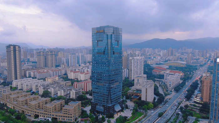 航拍福建莆田城市第一高楼地标建筑