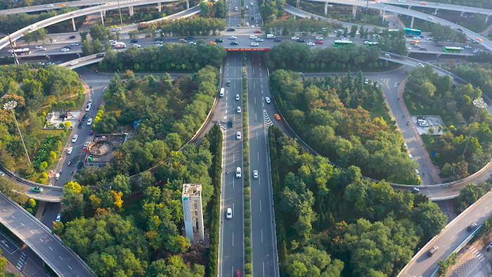 交通运输航拍城市车流高架桥驾车