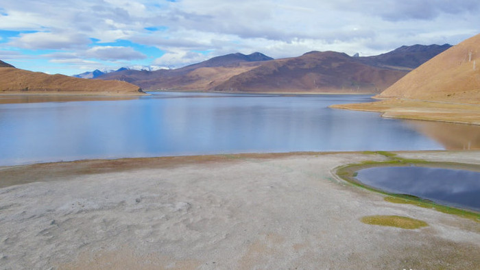 地标羊卓雍措高原湖水湖泊自然风景4k航拍