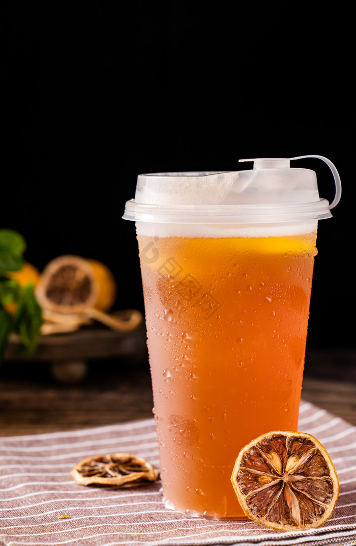 夏日冰镇冷饮柠檬红茶饮品摄影图图片