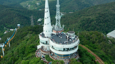 城市风景简约大连莲花山旅游观景台航拍