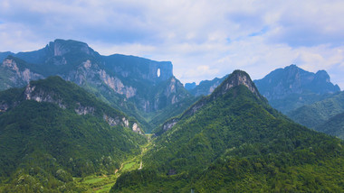 湖南天门山风景4K航拍