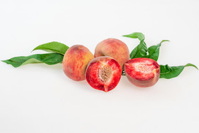 血桃桃子食物实物图片