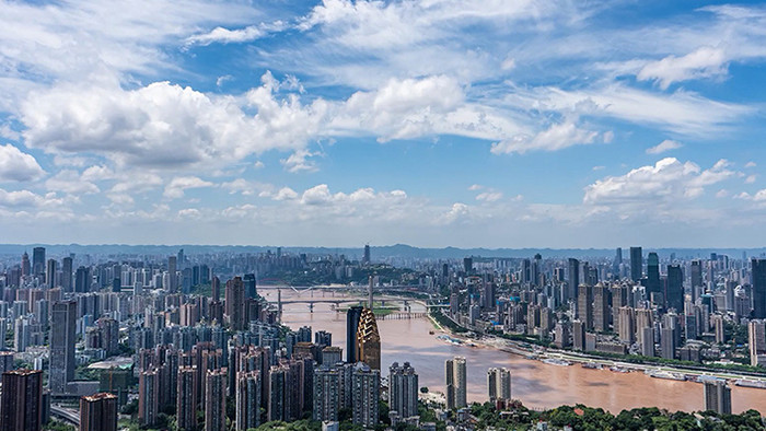 城市震撼重庆长江两岸风光蓝天白云延时摄影