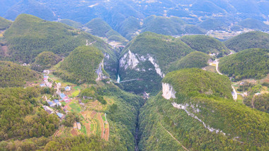 旅游业恩施地心峡谷风景区4K航拍