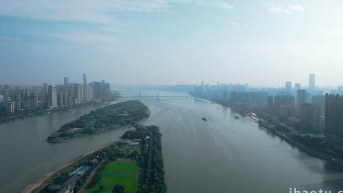 城市地标实拍长沙湘江沿岸旅游风景车流实拍