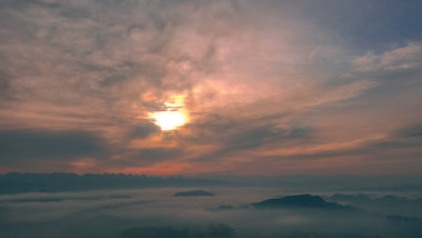 自然简约朝霞云海随风飘动延时