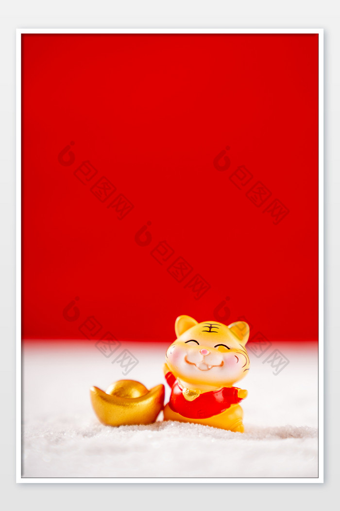 红色新年虎年春节摆拍摄影图图片图片