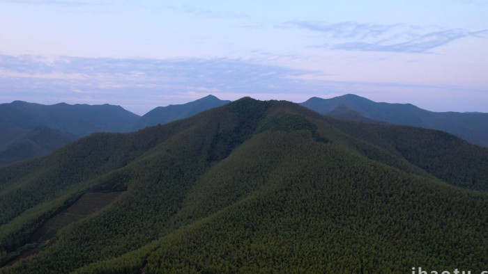 自然风景崇山峻岭山脉绵延起伏4K航拍