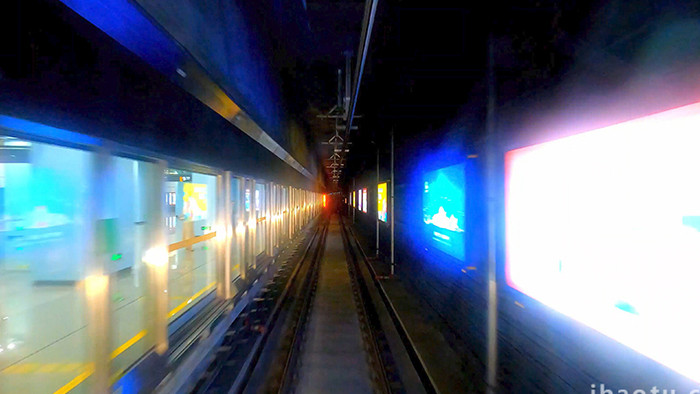 城市交通地铁穿梭第一视角视频素材4K