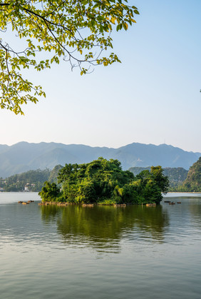 春季踏青清明郊游山水风光摄影图