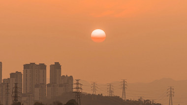 震撼城市日落太阳下山4k延时