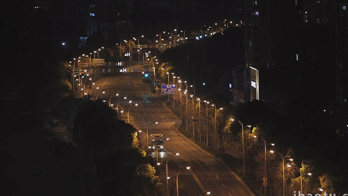 孤独冷清空旷黑夜安静城市宣传片