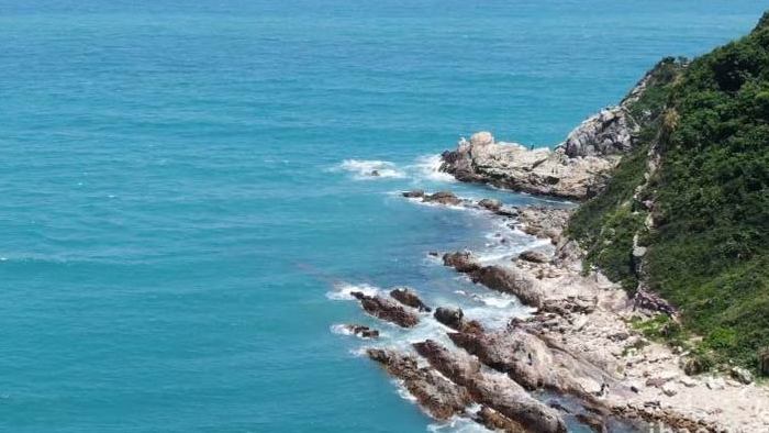 自然震撼大海景观蓝色海洋风景航拍实拍4K