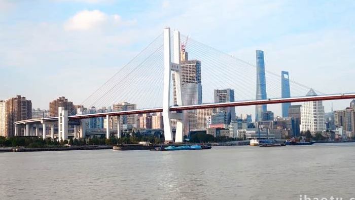 震撼上海南浦大桥船运晴朗天气4K延时